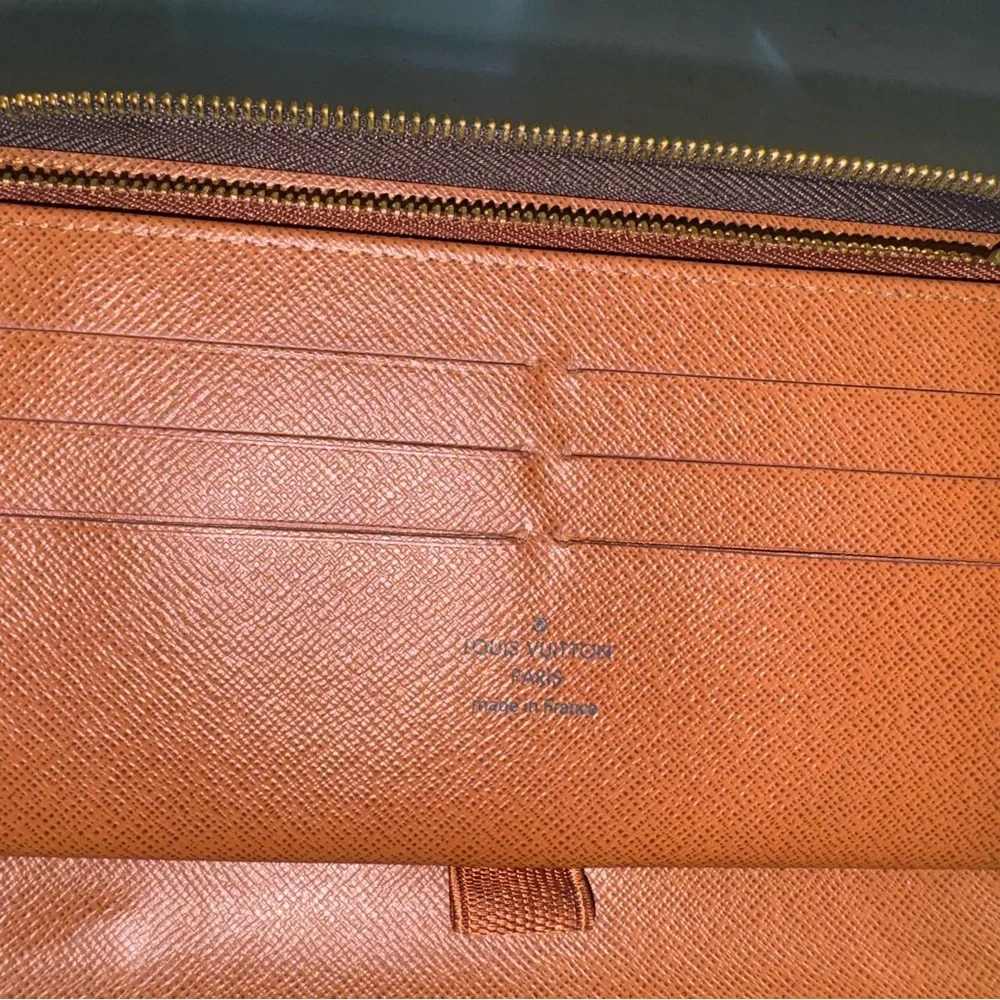 Louis Vuitton Brown and Gold Monogram Zip Wallet - Picture 7 of 16